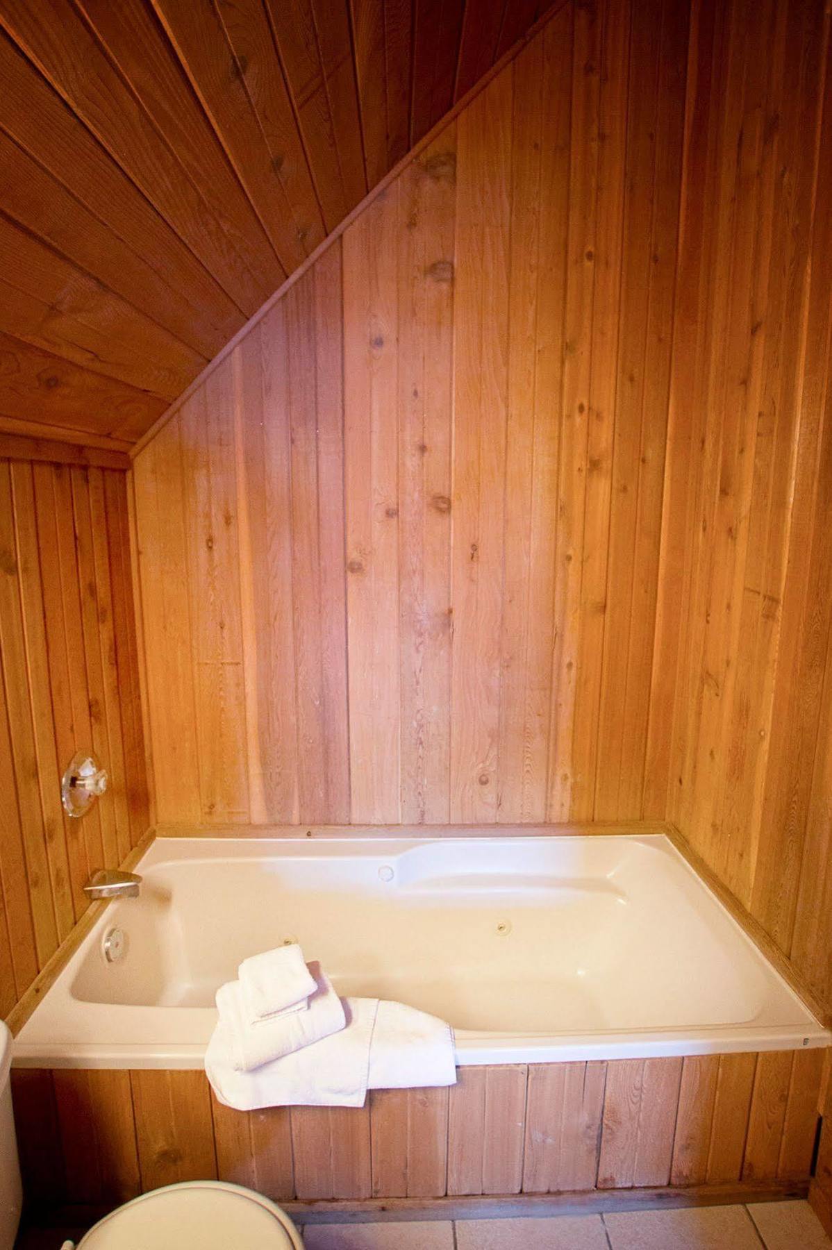 Banff Gate Mountain Holiday park Canmore
